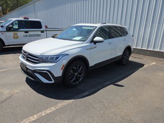 Used 2022 Volkswagen Tiguan SE image 1