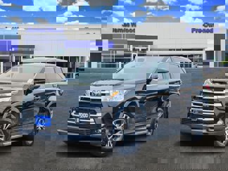 Used 2019 Toyota Highlander Plus image 1