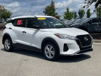 Used 2022 Nissan Kicks S image 1