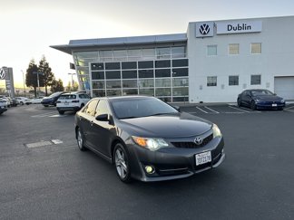 Used 2013 Toyota Camry SE image 1