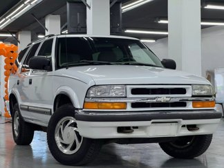 Used 2001 Chevrolet Blazer LT w/ Shield Pkg image 1