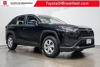 Certified 2022 Toyota RAV4 LE image 1