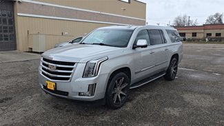 Used 2016 Cadillac Escalade ESV Luxury image 1