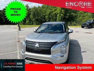Used 2023 Mitsubishi Outlander SE Black Edition image 1