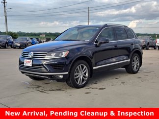 Used 2015 Volkswagen Touareg Lux image 1