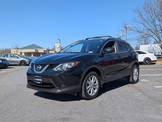 Used 2017 Nissan Rogue Sport SV image 1