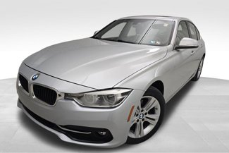 Used 2017 BMW 330i xDrive Sedan image 1
