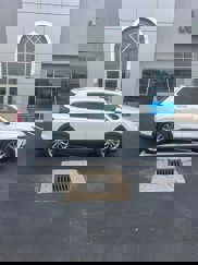 Used 2023 Honda CR-V EX image 1