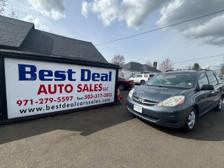 Used 2009 Toyota Sienna LE image 1
