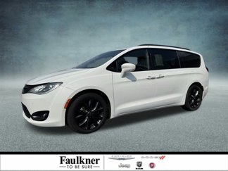 Used 2019 Chrysler Pacifica Touring-L Plus w/ Advanced Safetytec Group image 1