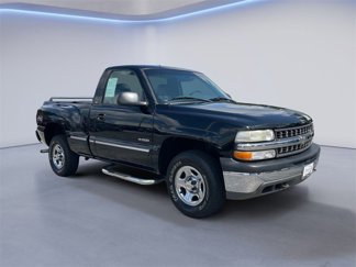 Used 2000 Chevrolet Silverado 1500 4x4 Regular Cab w/ Exterior Appearance Pkg image 1