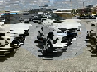 Used 2021 Chevrolet Blazer LT image 1