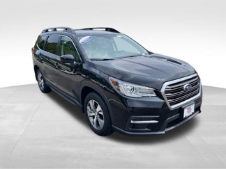Used 2022 Subaru Ascent Premium w/ Convenience Package image 1