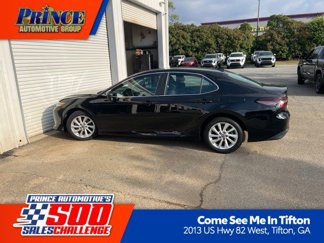 Used 2023 Toyota Camry LE image 1