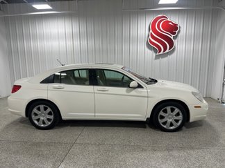Used 2010 Chrysler Sebring Limited w/ Electronics Convenience Group image 1