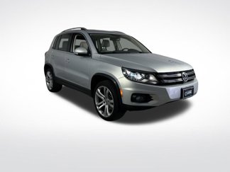 Used 2013 Volkswagen Tiguan S image 1