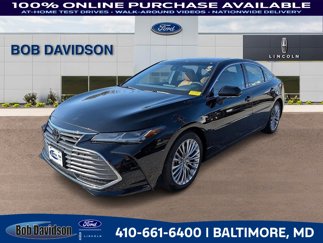 Used 2019 Toyota Avalon Limited image 1