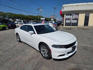 Used 2015 Dodge Charger SXT image 1