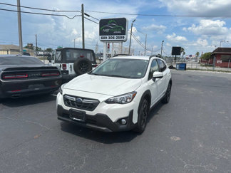 Used 2022 Subaru Crosstrek 2.0i Premium image 1