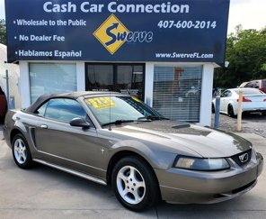 Used 2001 Ford Mustang Convertible image 1