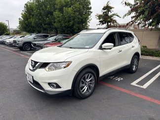 Used 2015 Nissan Rogue SL image 1