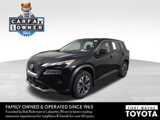 Used 2023 Nissan Rogue SV image 1