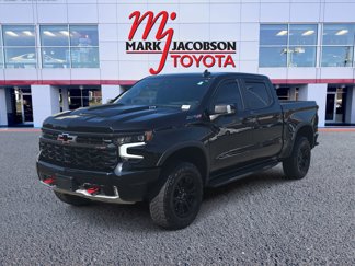 Used 2023 Chevrolet Silverado 1500 ZR2 w/ Technology Package image 1
