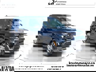 New 2025 Kia Soul LX image 1