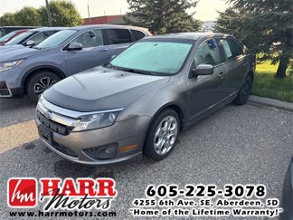 Used 2010 Ford Fusion SE image 1