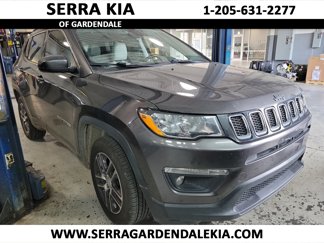 Used 2018 Jeep Compass Latitude w/ Popular Equipment Group image 1