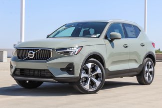 Used 2024 Volvo XC40 B5 Plus w/ Climate Package image 1