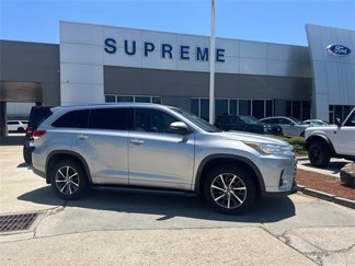 Used 2018 Toyota Highlander FWD V6 image 1