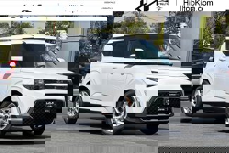 New 2025 Kia Soul S image 1