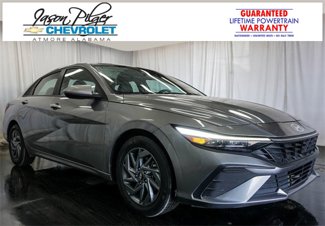 Used 2024 Hyundai Elantra SEL image 1