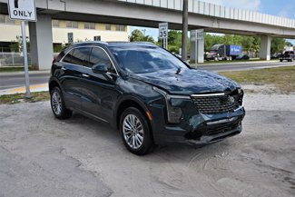 Used 2024 Cadillac XT4 Premium Luxury image 1