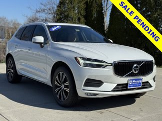 Used 2019 Volvo XC60 T5 Momentum w/ Multimedia Package image 1