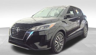 Used 2023 Nissan Kicks SV image 1