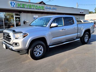 Used 2019 Toyota Tacoma TRD Sport image 1