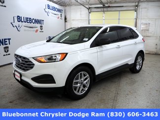 Used 2021 Ford Edge SE image 1
