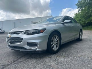 Used 2018 Chevrolet Malibu LT image 1