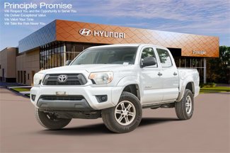 Used 2012 Toyota Tacoma PreRunner image 1