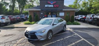 Used 2015 Toyota Camry SE image 1