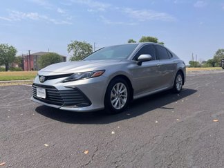 Used 2021 Toyota Camry LE w/ Carpet Mat Package (TMS) image 1