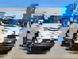 Used 2017 Toyota RAV4 XLE image 1