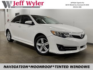 Used 2014 Toyota Camry SE image 1