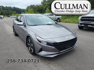 Used 2023 Hyundai Elantra SEL w/ Convenience Package image 1