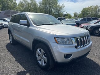 Used 2011 Jeep Grand Cherokee Laredo image 1
