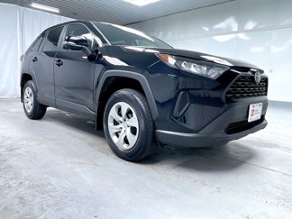 Certified 2022 Toyota RAV4 LE image 1