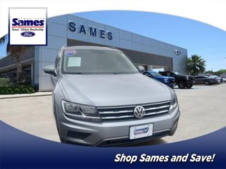 Used 2020 Volkswagen Tiguan S image 1