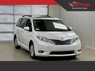 Used 2015 Toyota Sienna XLE image 1